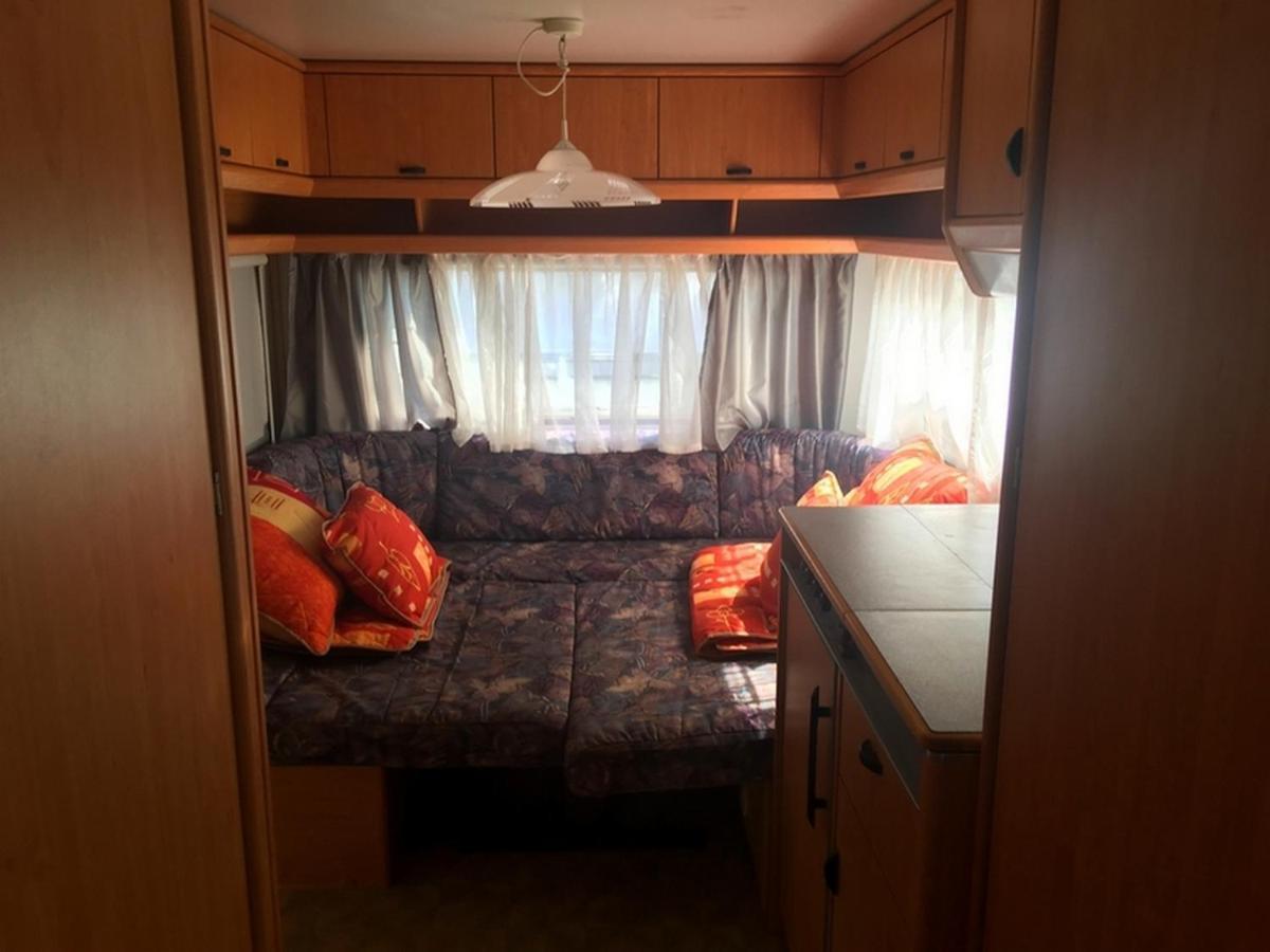 Happy Home Caravans-With Air Conditioner Privlaka  Bagian luar foto