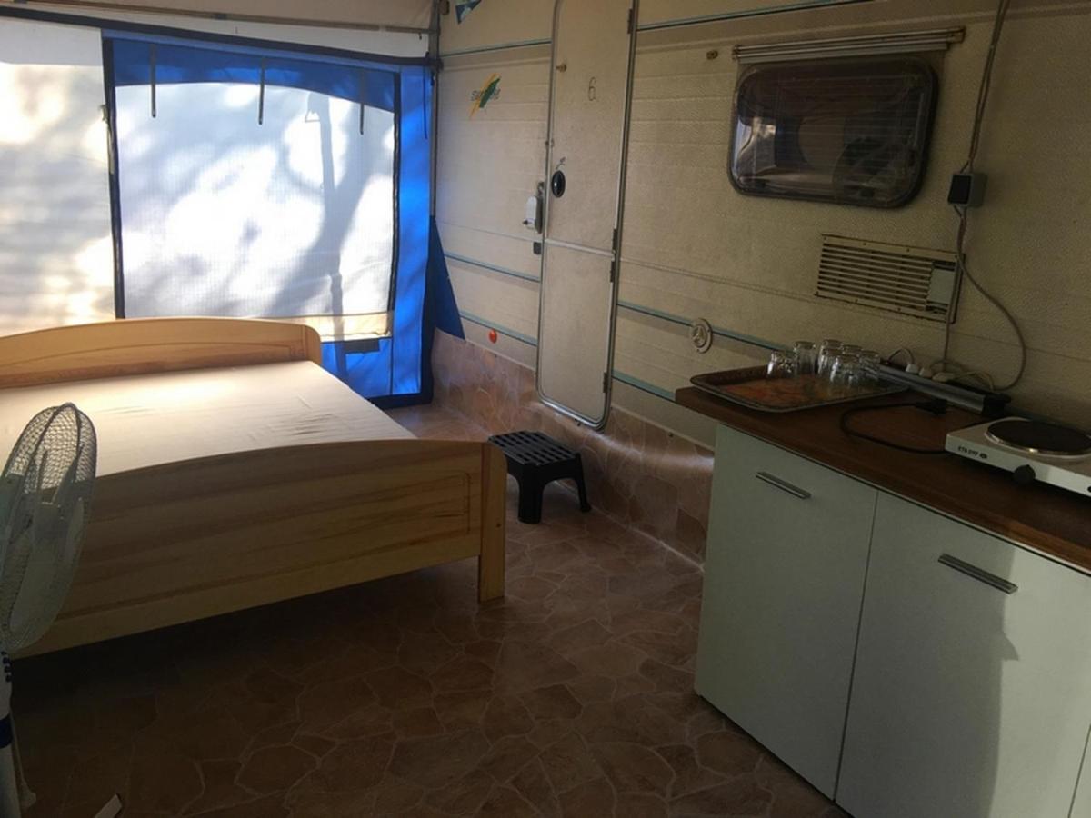 Happy Home Caravans-With Air Conditioner Privlaka  Bagian luar foto